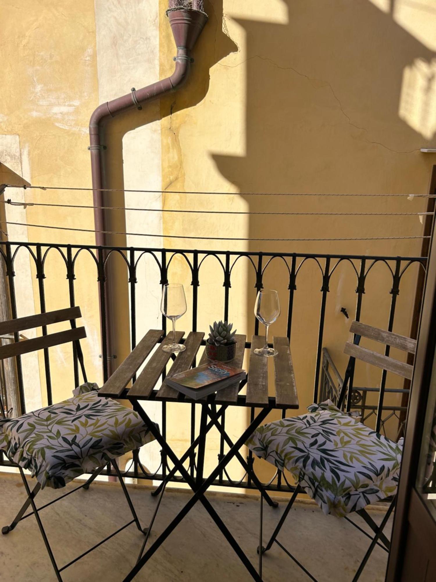 Sicilian Dream Apartments Cefalu Luaran gambar