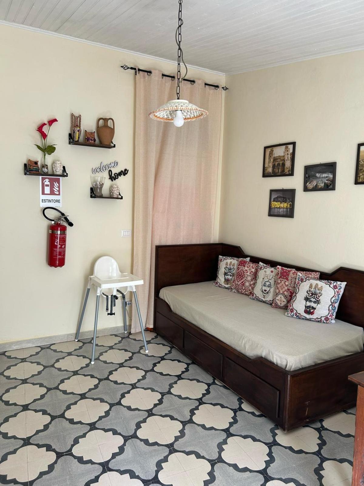 Sicilian Dream Apartments Cefalu Luaran gambar